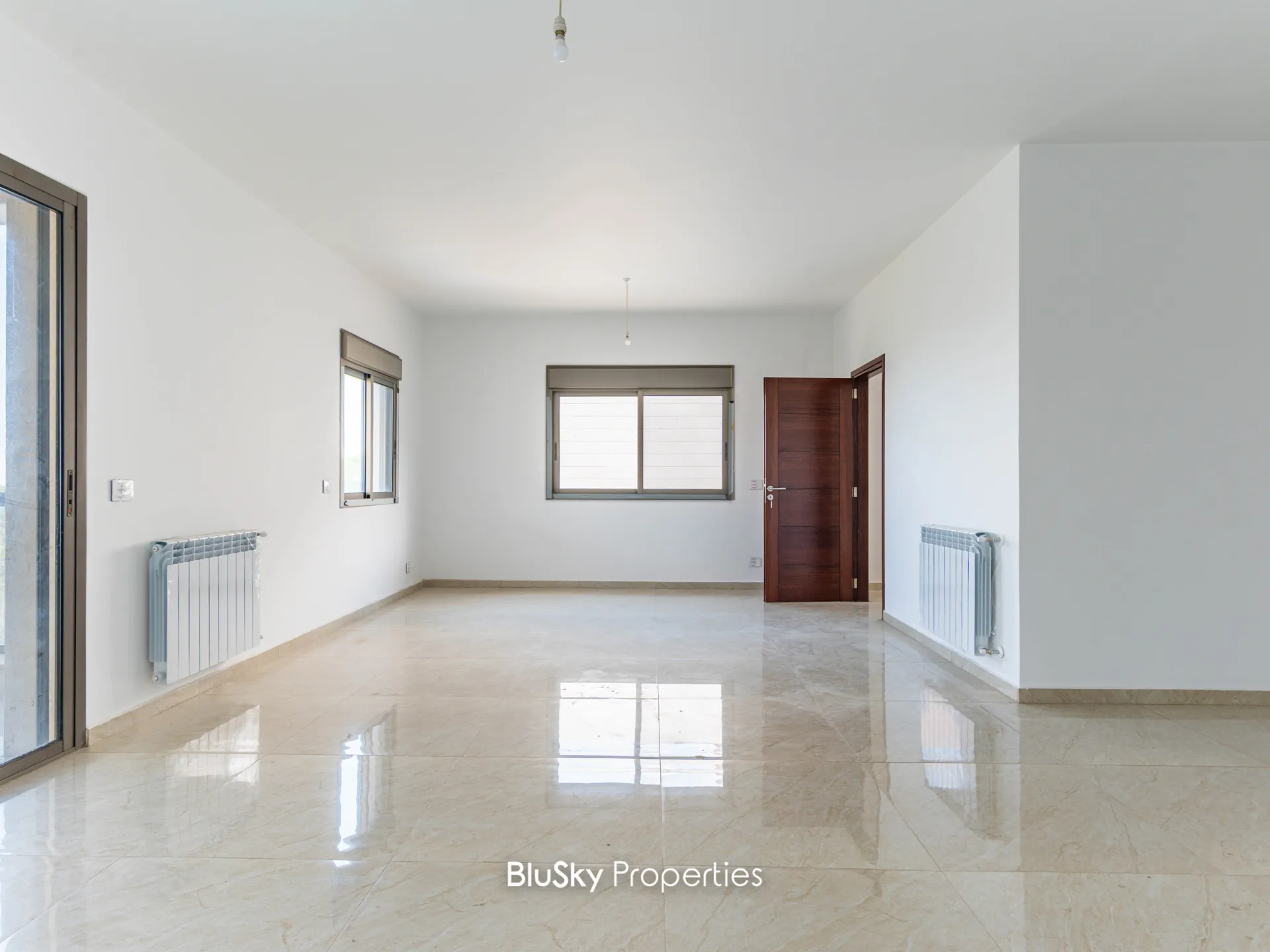Apartment for sale in Qornet el hamra, lebanon - 3 bed, 3.0 bath