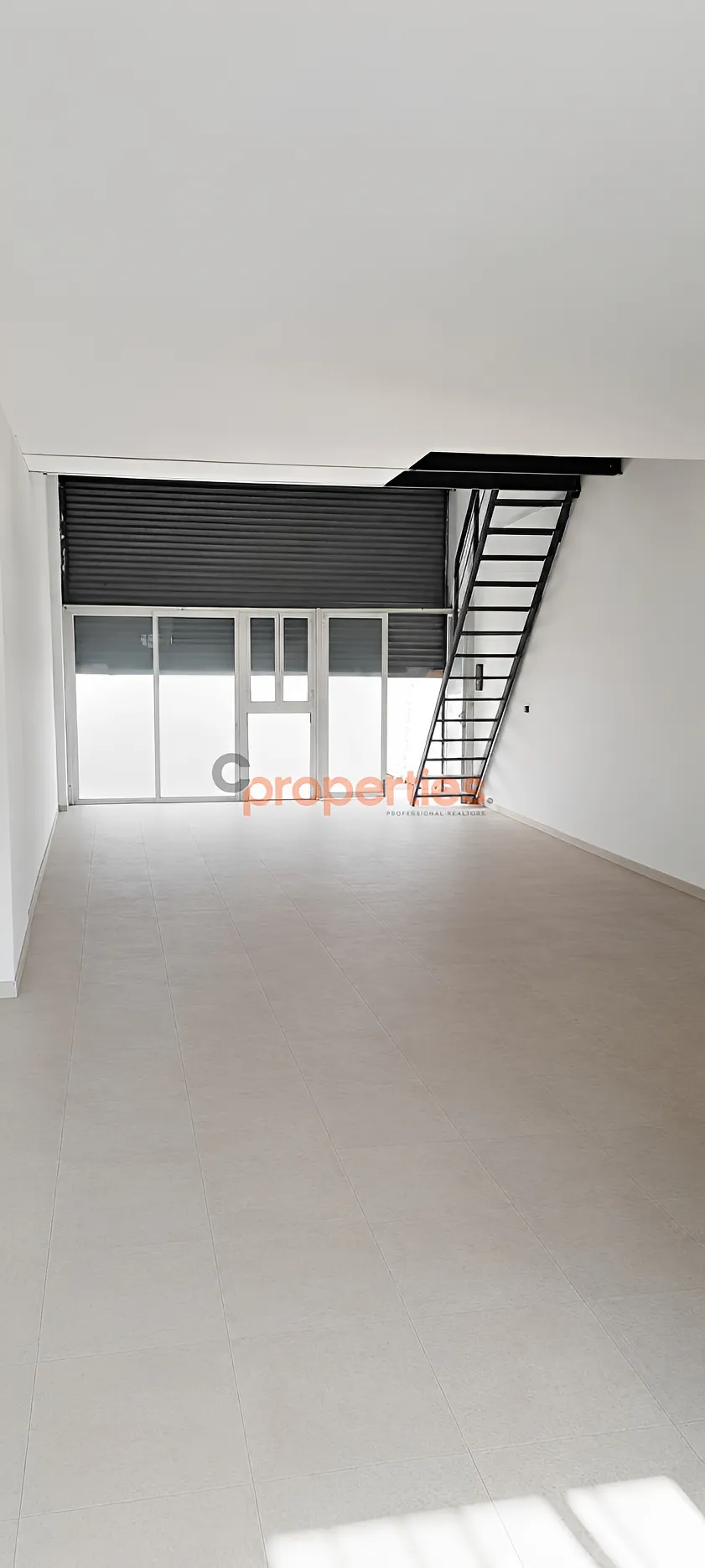Industrial Unit for Rent in Ajaltoun