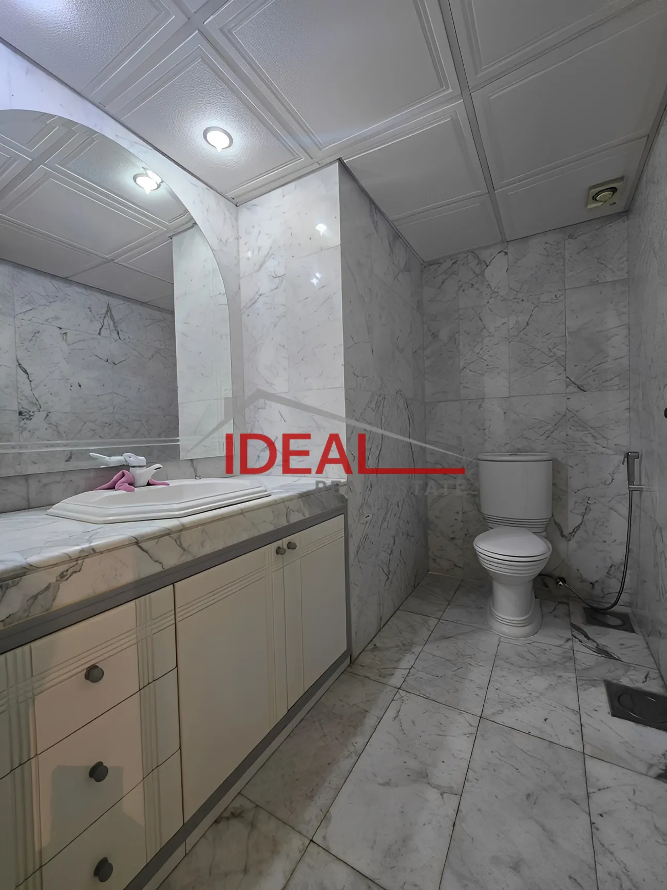 Apartment for Rent in Mar Takla, Hazmieh