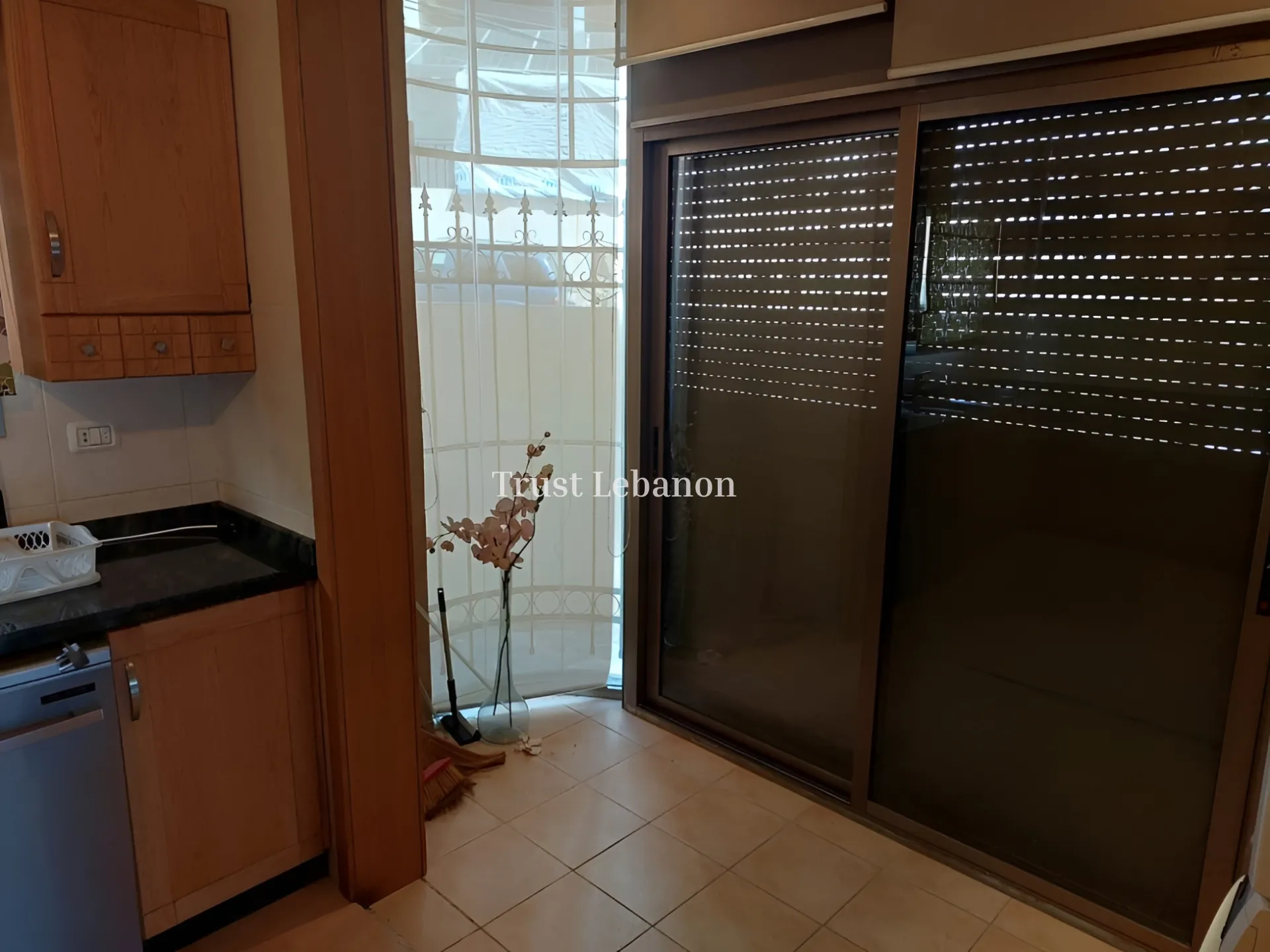 Apartment for rent in Dbayeh, Lebanon