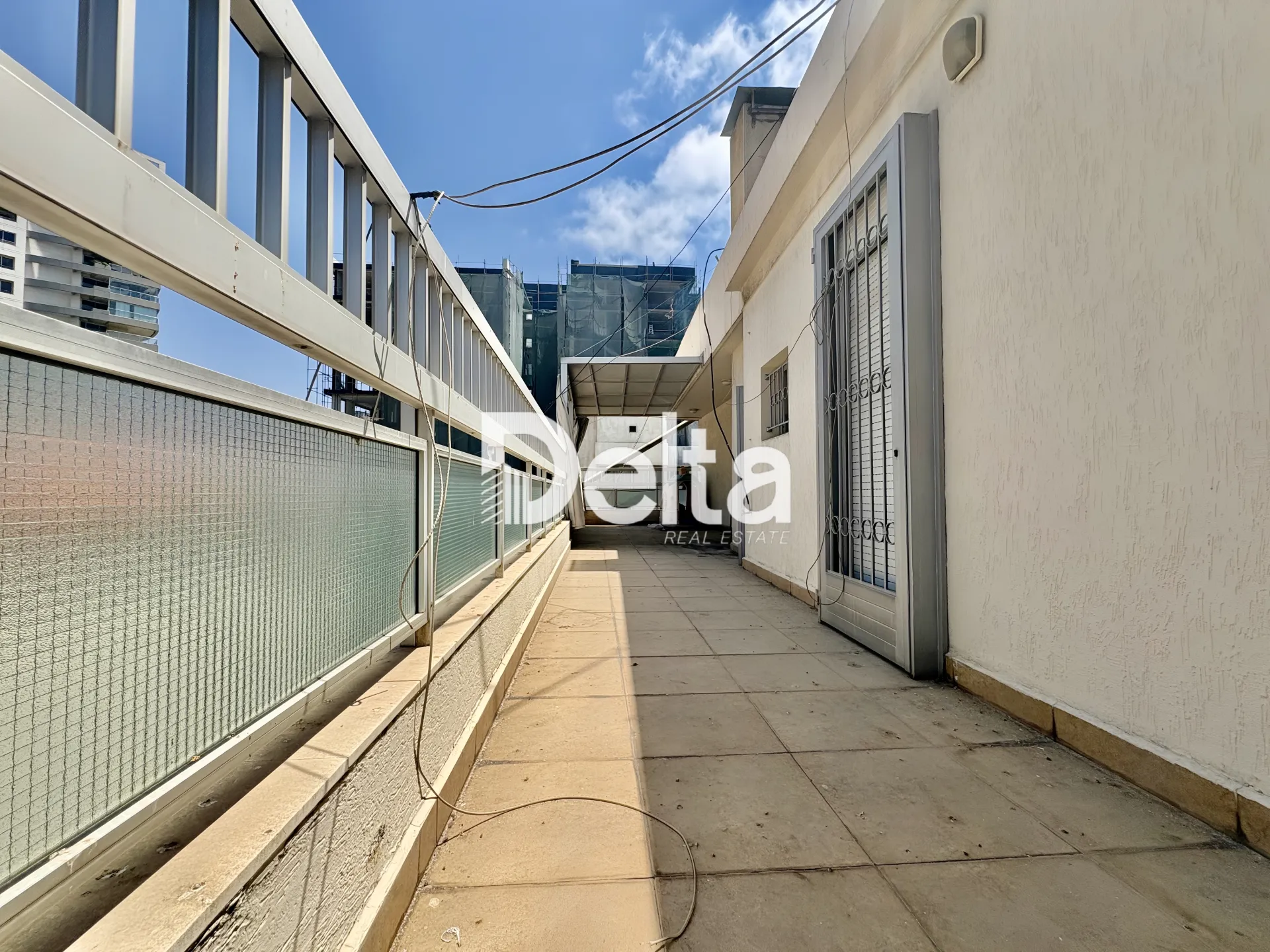 Apartment for rent in Raoucheh, beirut, lebanon