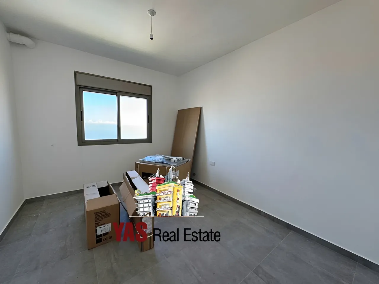 Apartment for Sale in Ballouneh