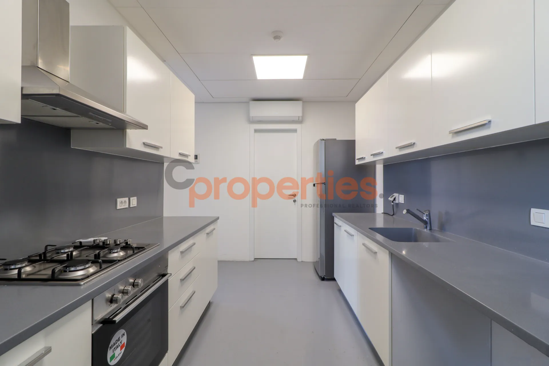 Apartment for Rent in Achrafieh