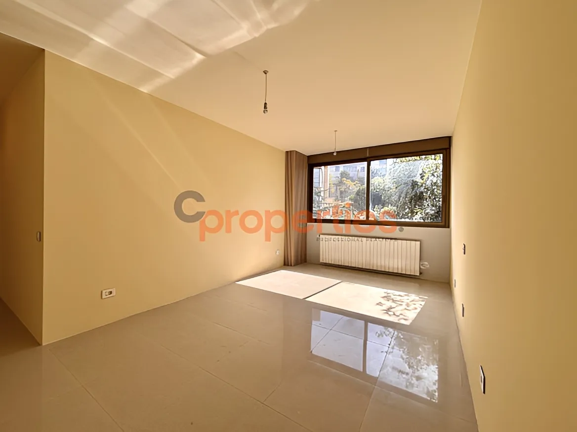 Apartment for Sale in Jouret El Ballout