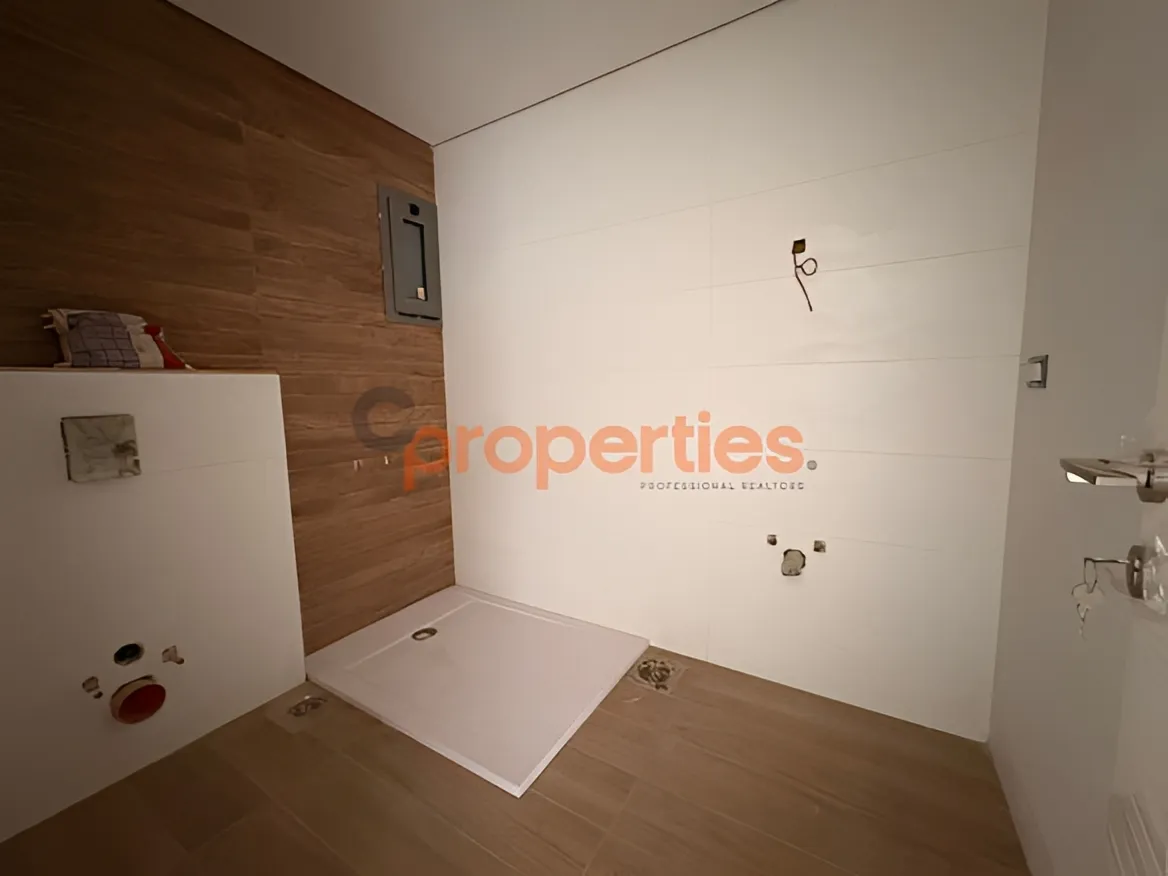 Apartment for Rent in Louaizeh
