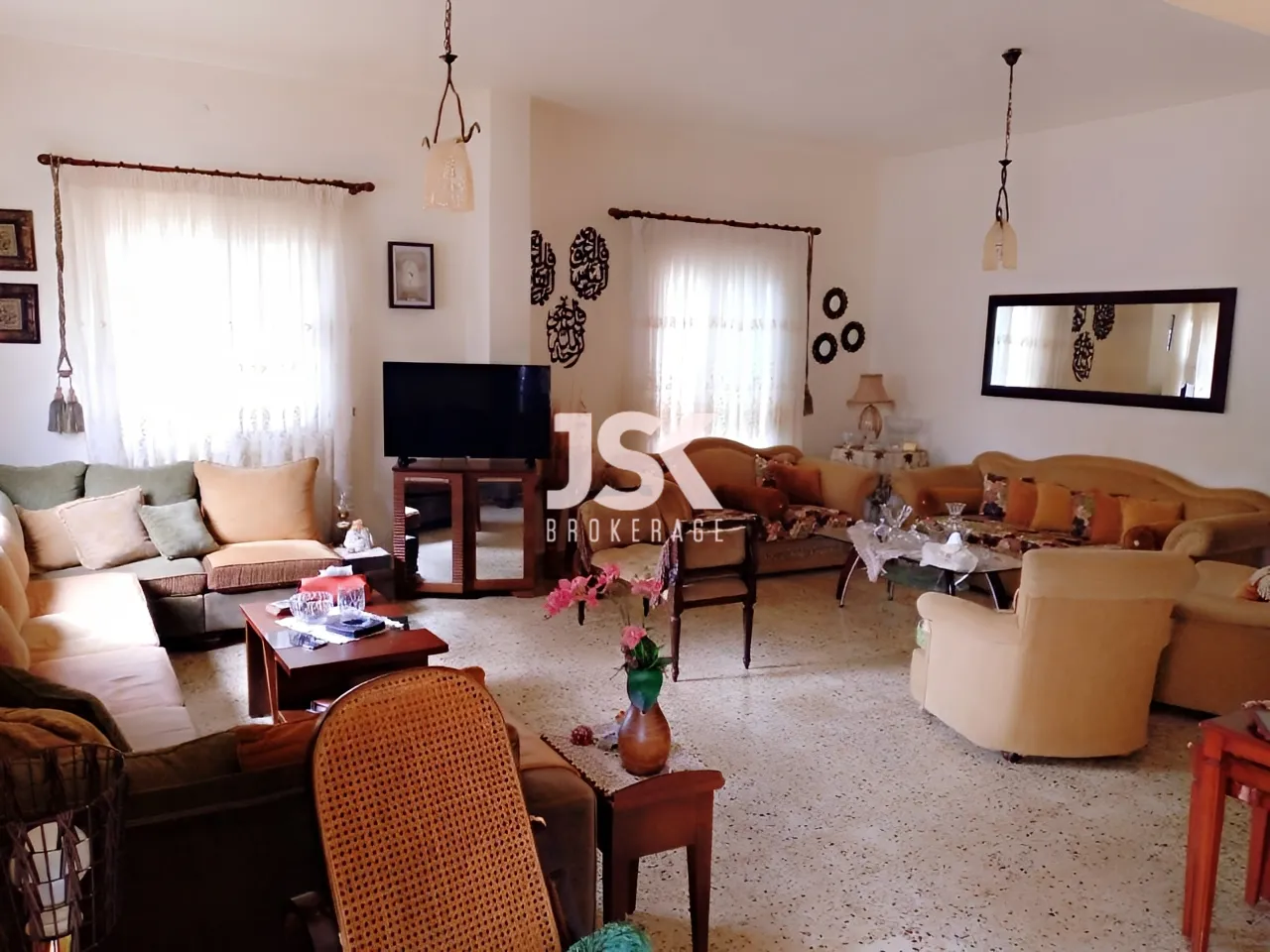 Apartment for Sale in Batroumine