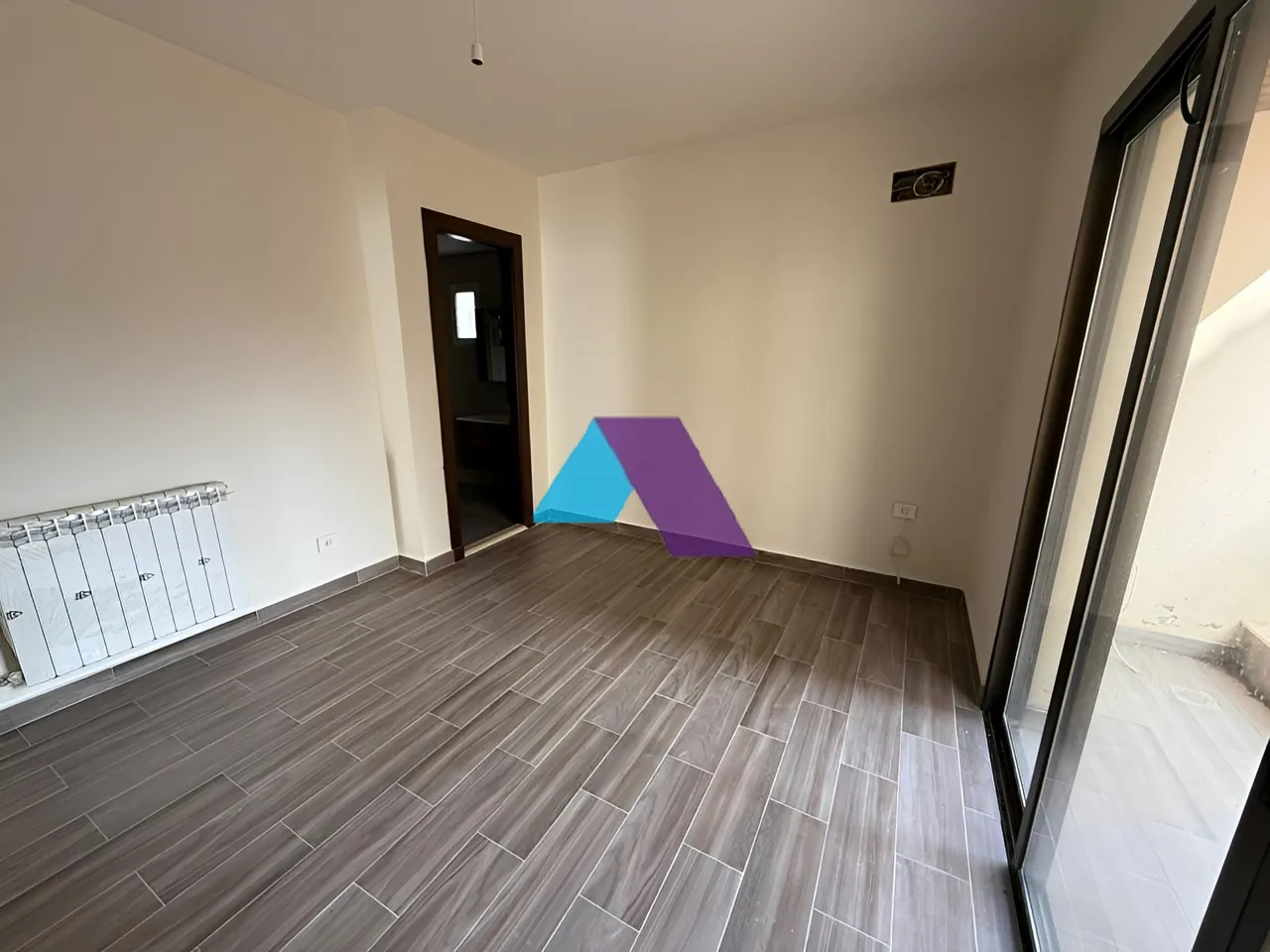 Apartment for Sale in Ballouneh