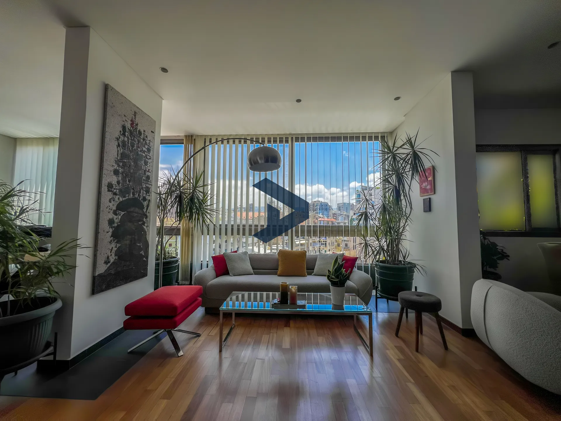Apartment for sale in Achrafieh, Beirut, Lebanon - 3 bed, 4 bath