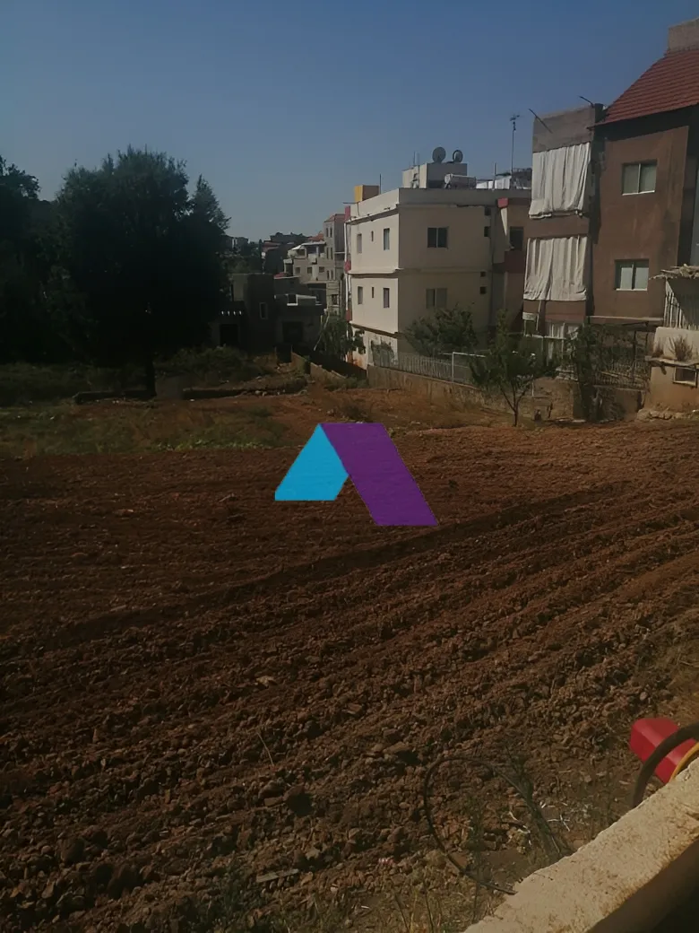 Land for Sale in Aachqout
