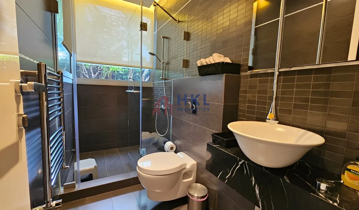 Apartment for Sale in Achrafieh, Beirut, Lebanon - 3 bed, 5 bath