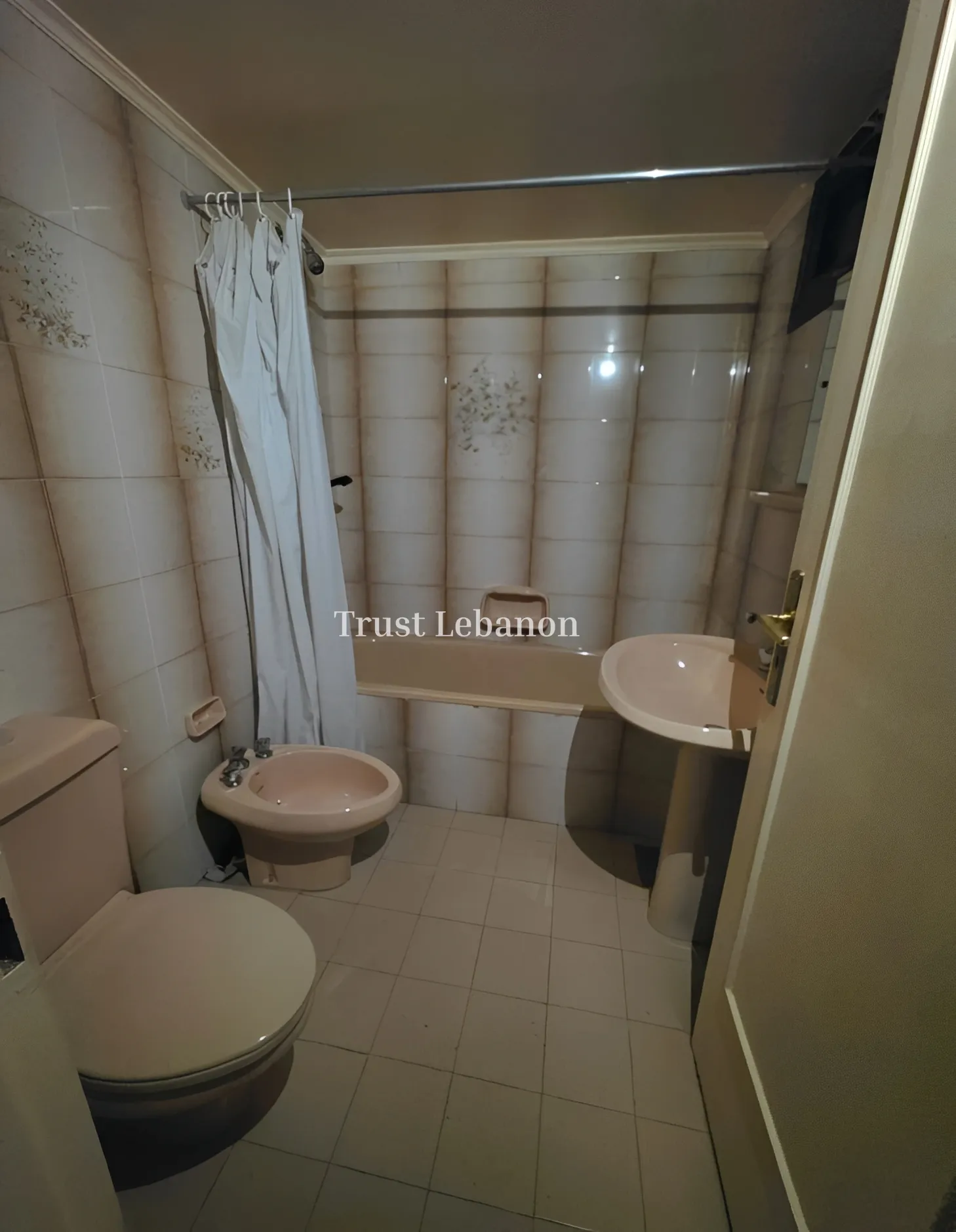 Apartment for Sale in Rayfoun, Lebanon