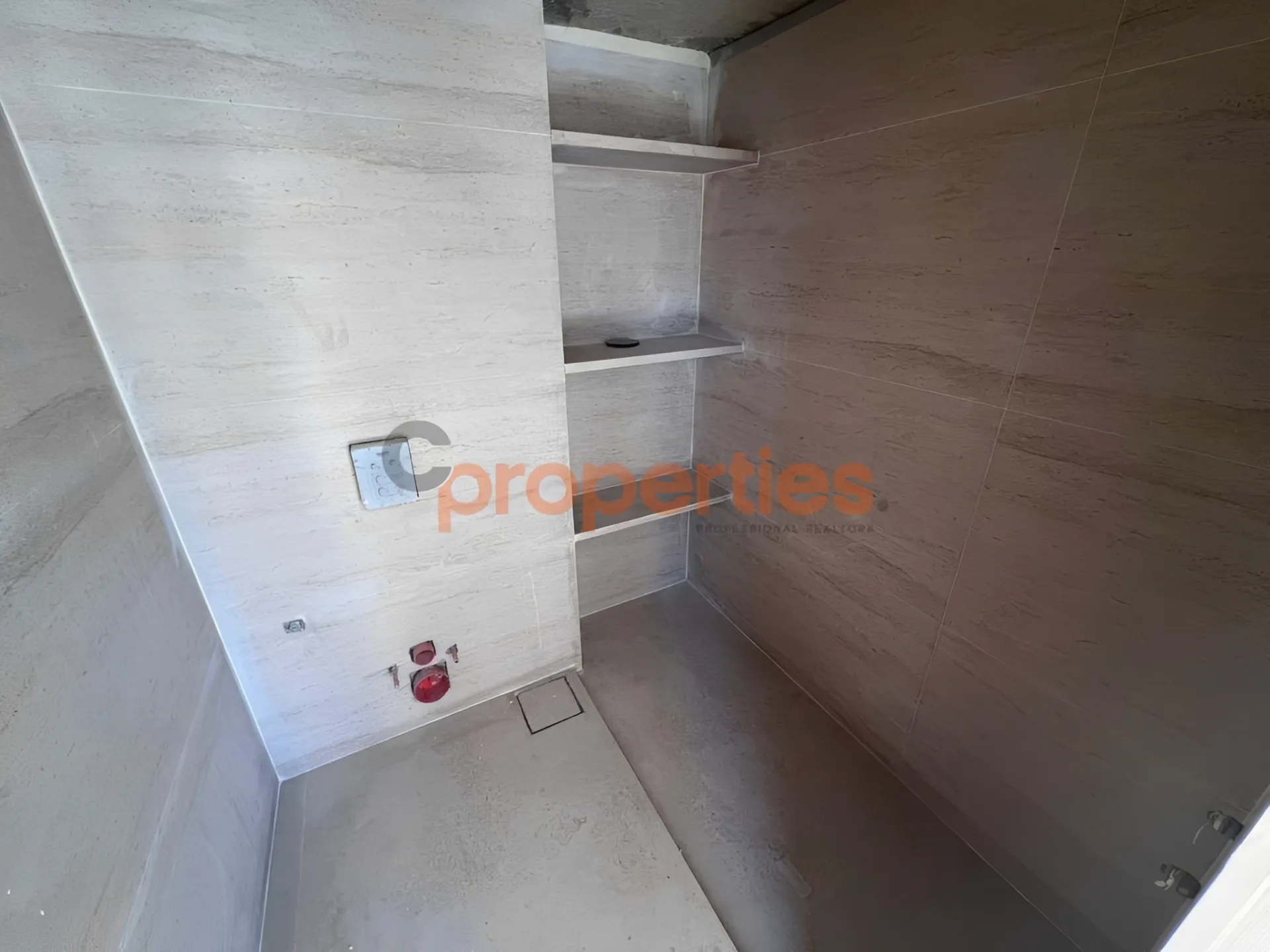 Apartment for Sale in Dekwaneh
