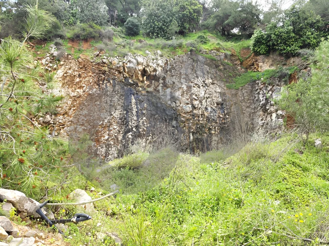 Land for Sale in Ain Saadeh