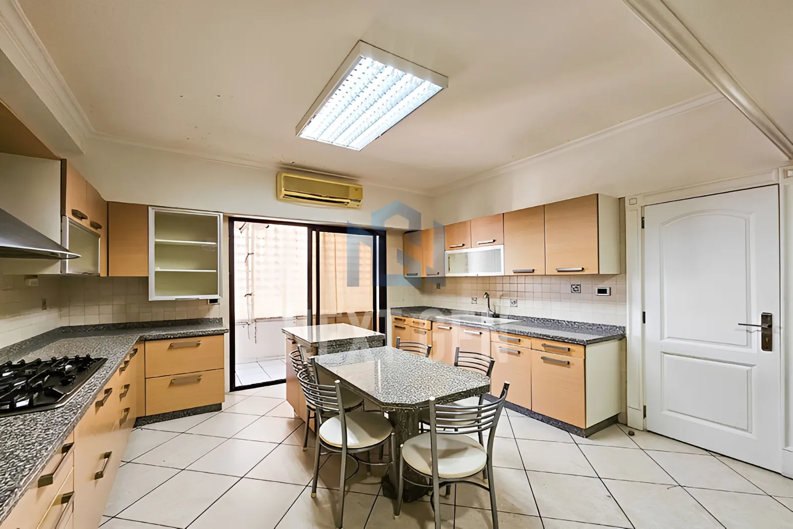Apartment for Rent in Ain El Tineh