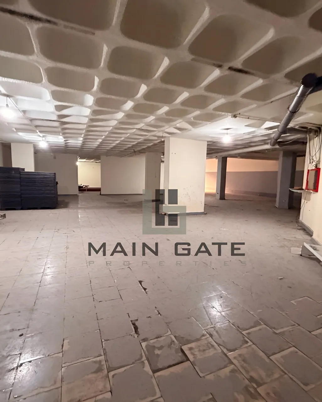 Warehouse for rent in Dbayeh, Lebanon