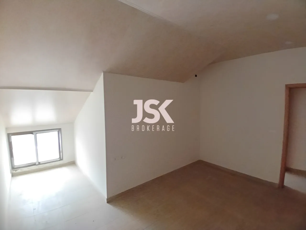 Duplex for Sale in Naqqache
