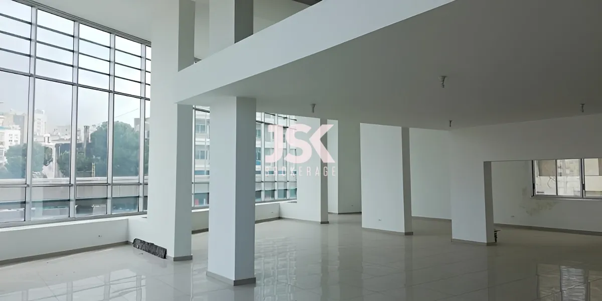 Commercial property for Rent in Sin El Fil, Lebanon