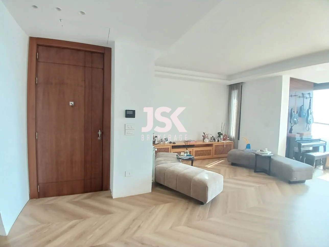 Apartment for Sale in Beit Meri
