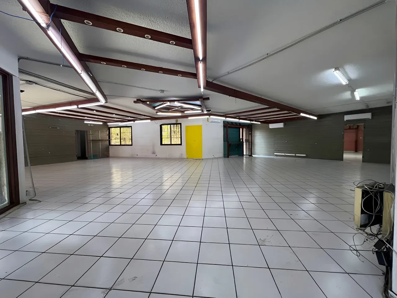 Shop for Rent in Rabieh