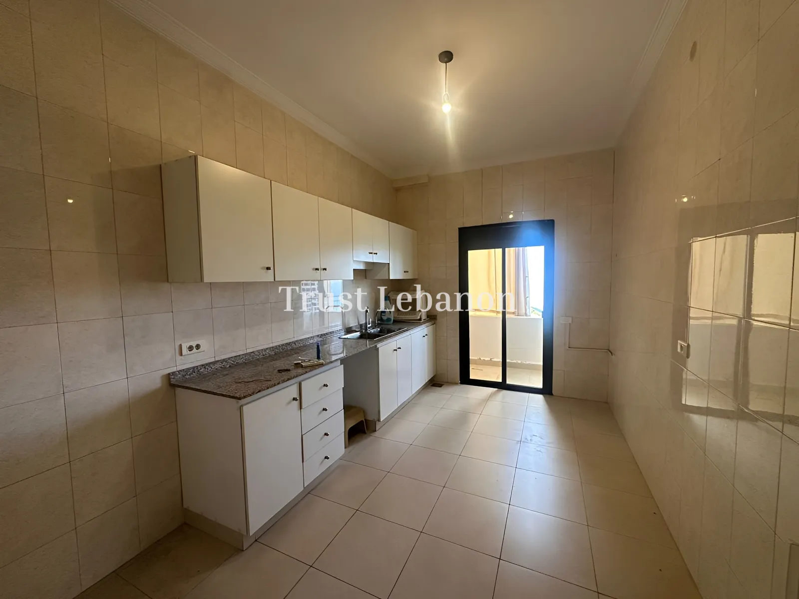 Apartment for rent in Broummana, Lebanon - 3 bed, 3 bath