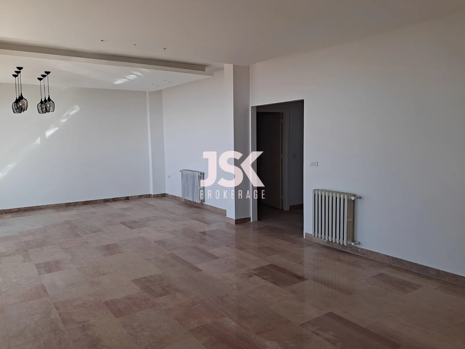 Apartment for Rent in Ain Saadeh