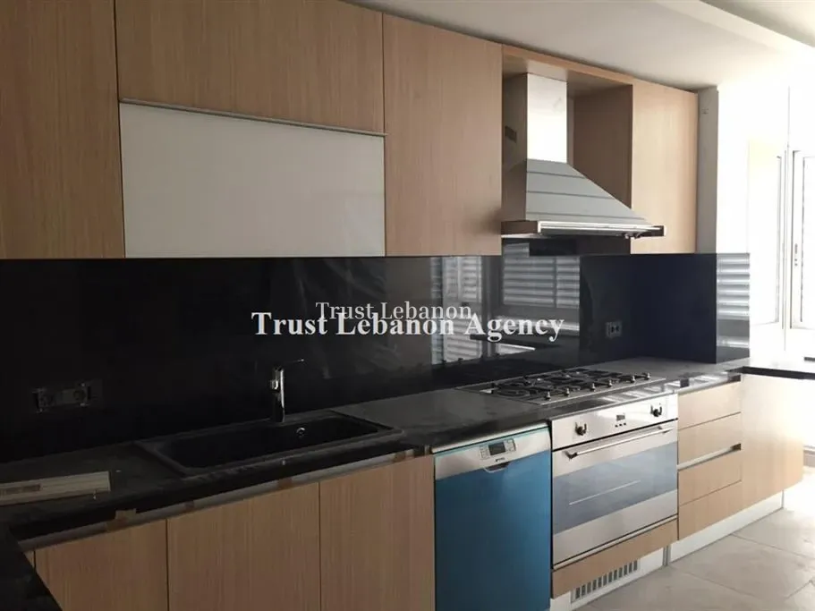 Apartment for sale in Rabweh, Bayrut, Lebanon
