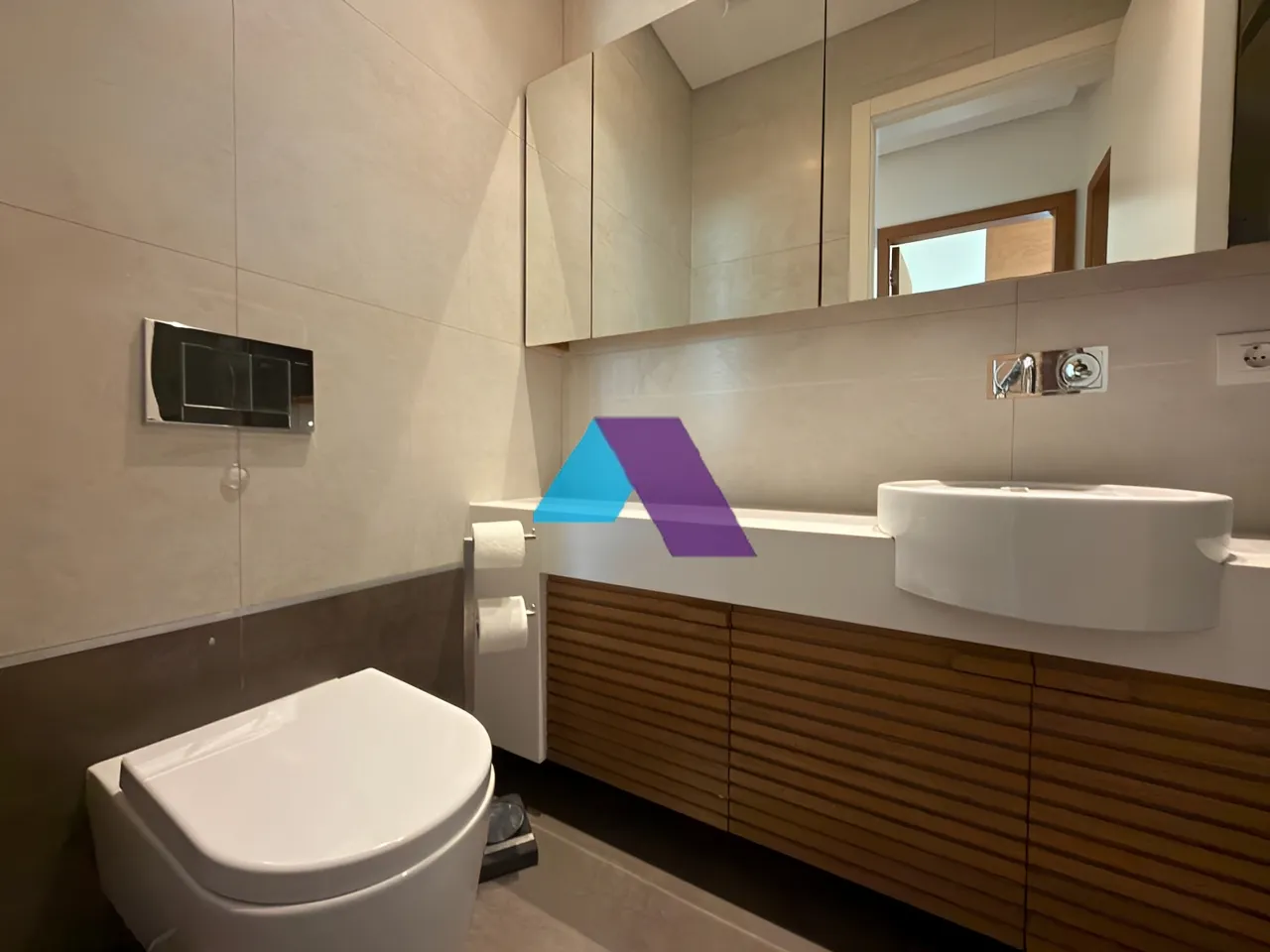 Apartment for rent in Ain El Tineh