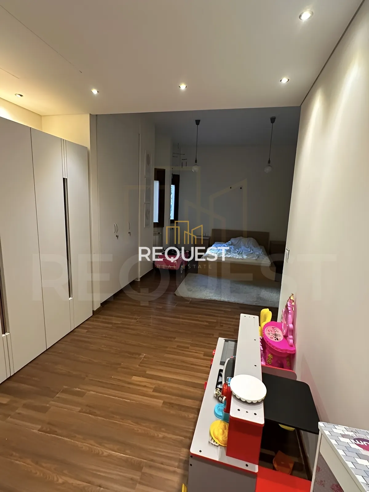 Apartment for rent in Sursock, beirut, lebanon