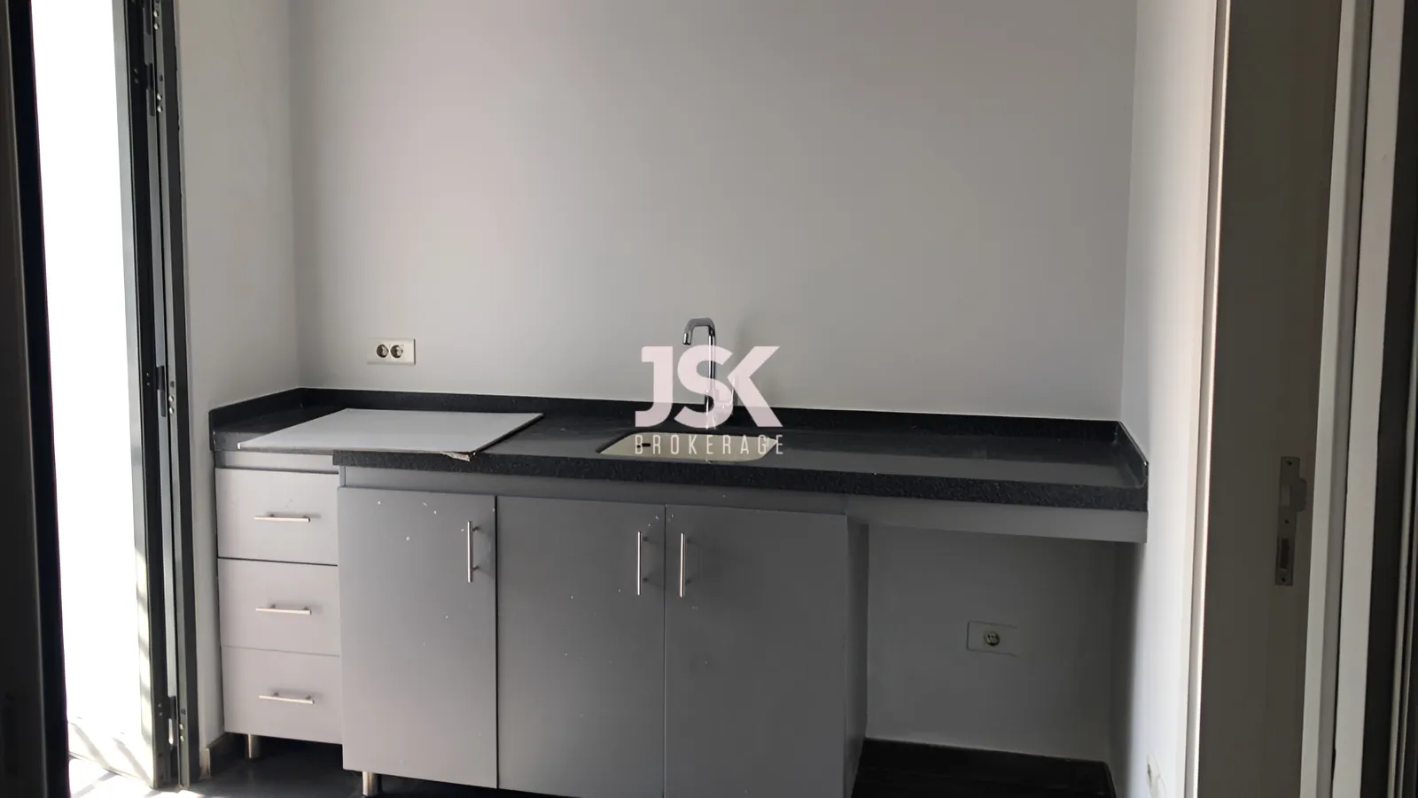 Office for Rent in Mar Mikhael
