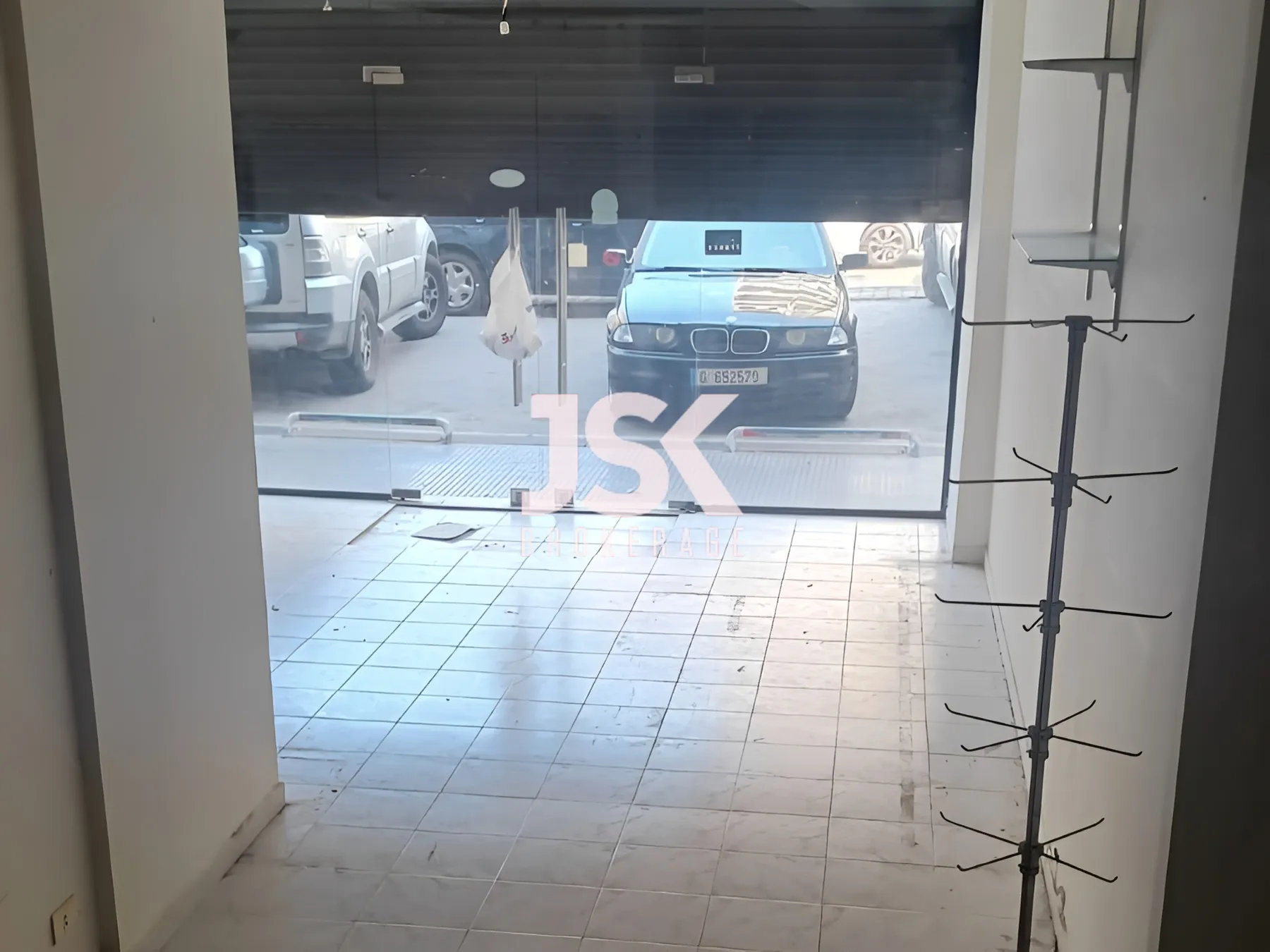 Shop for rent in Zalka