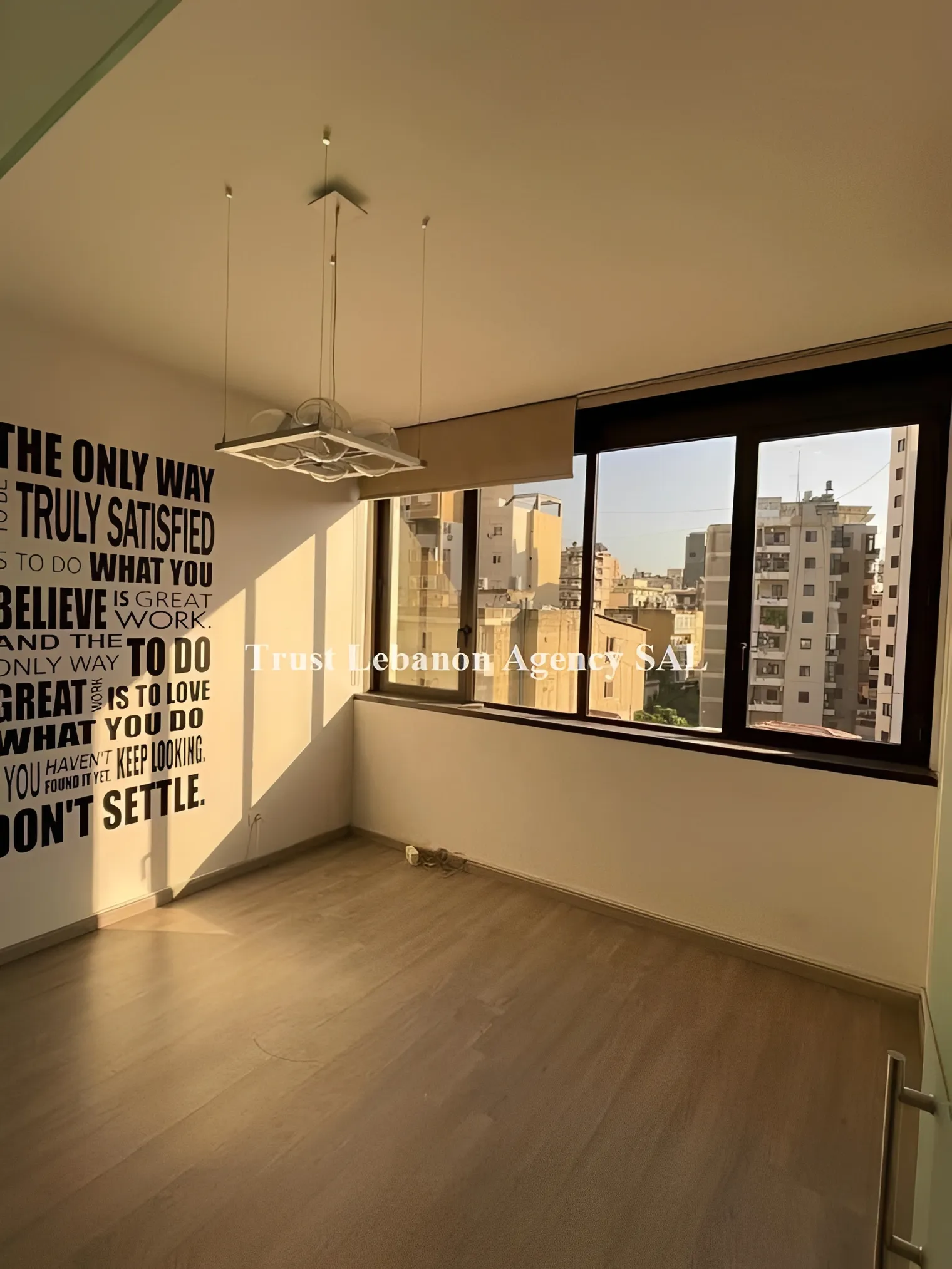 Office for rent in Metn, Jdeideh