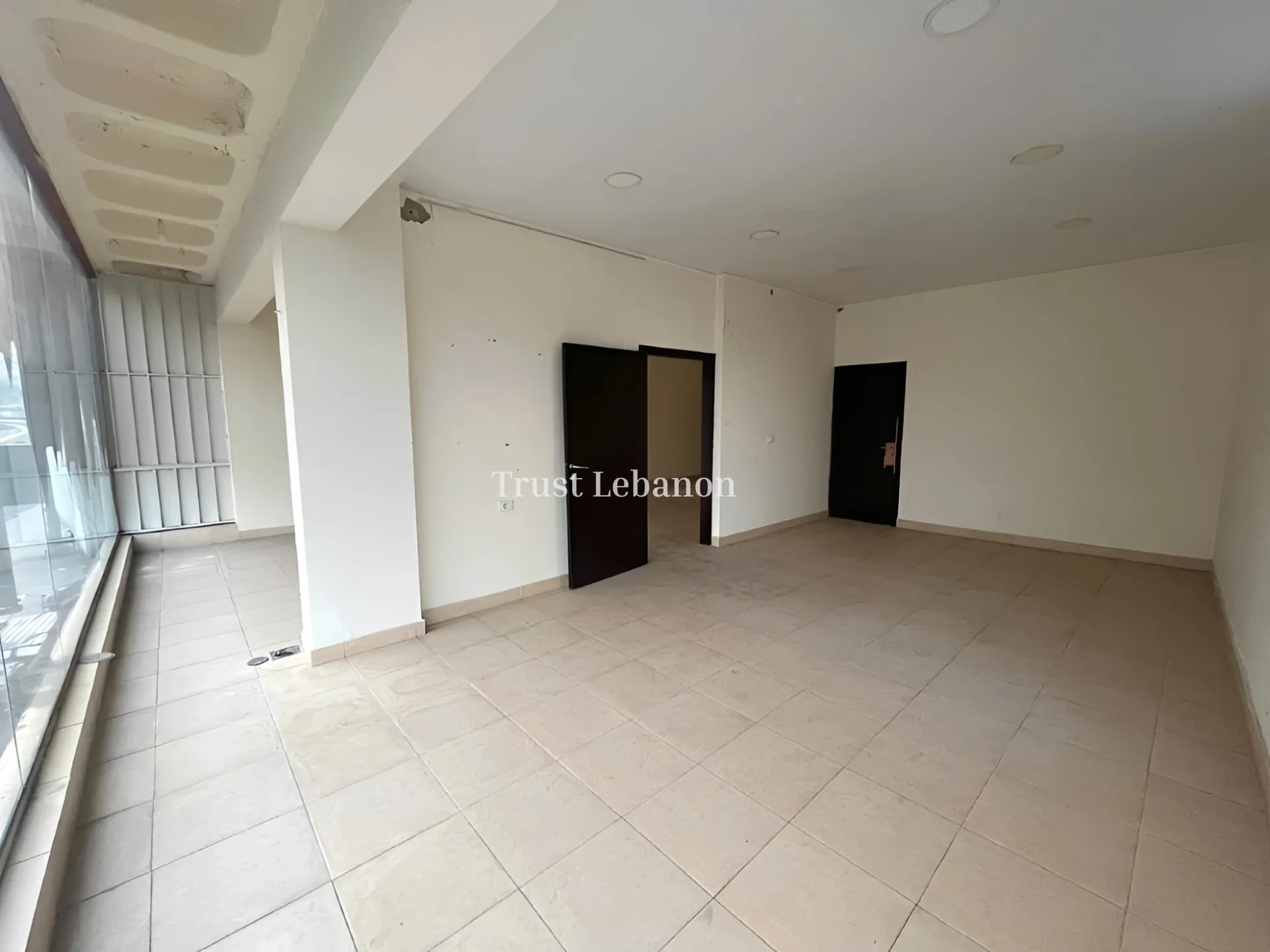 Office for rent in Zouk Mosbeh, Lebanon