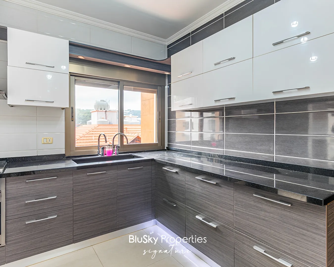 Apartment for sale in Mansourieh
