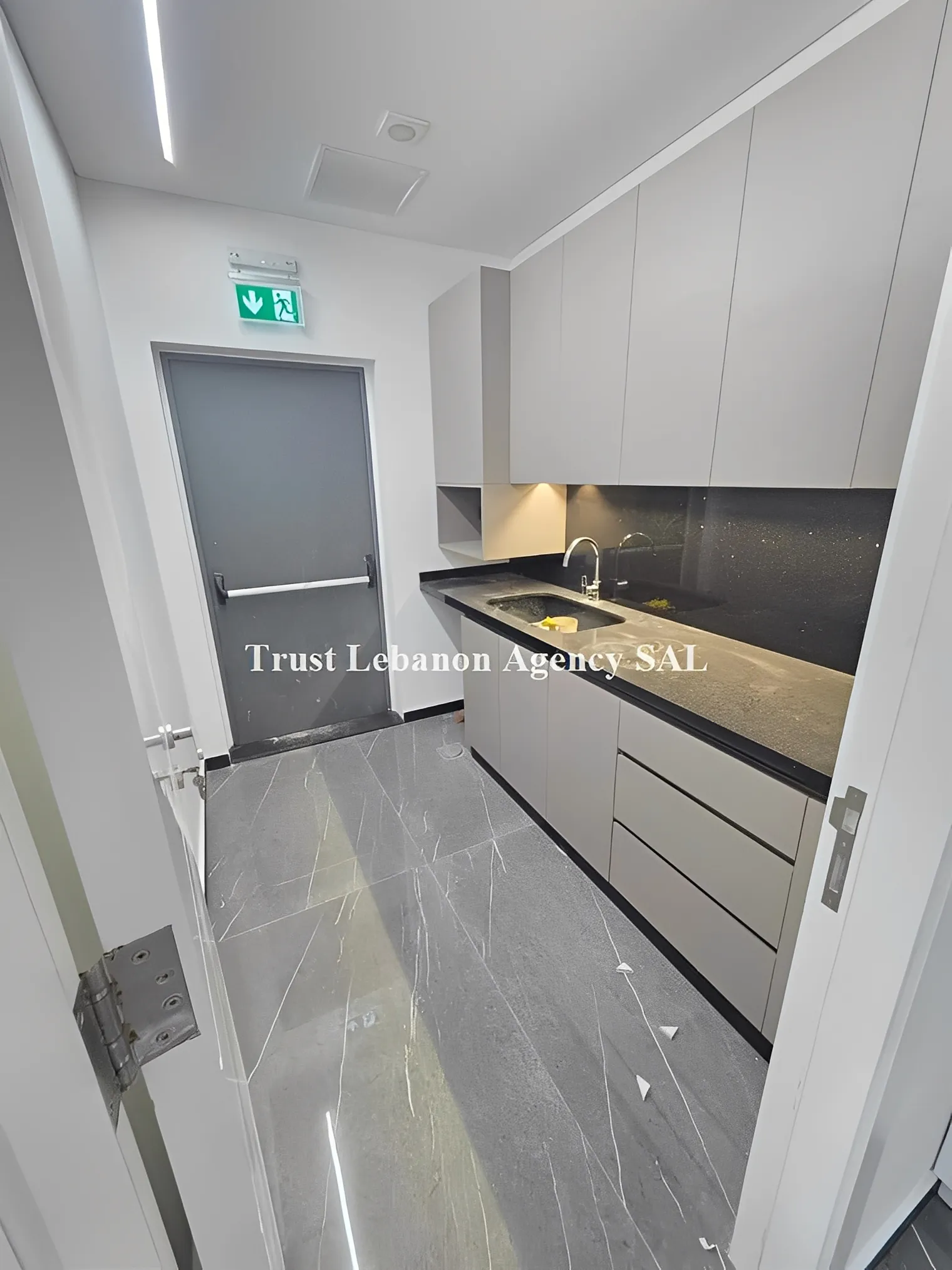 Office for rent in Beirut, Ashrafieh