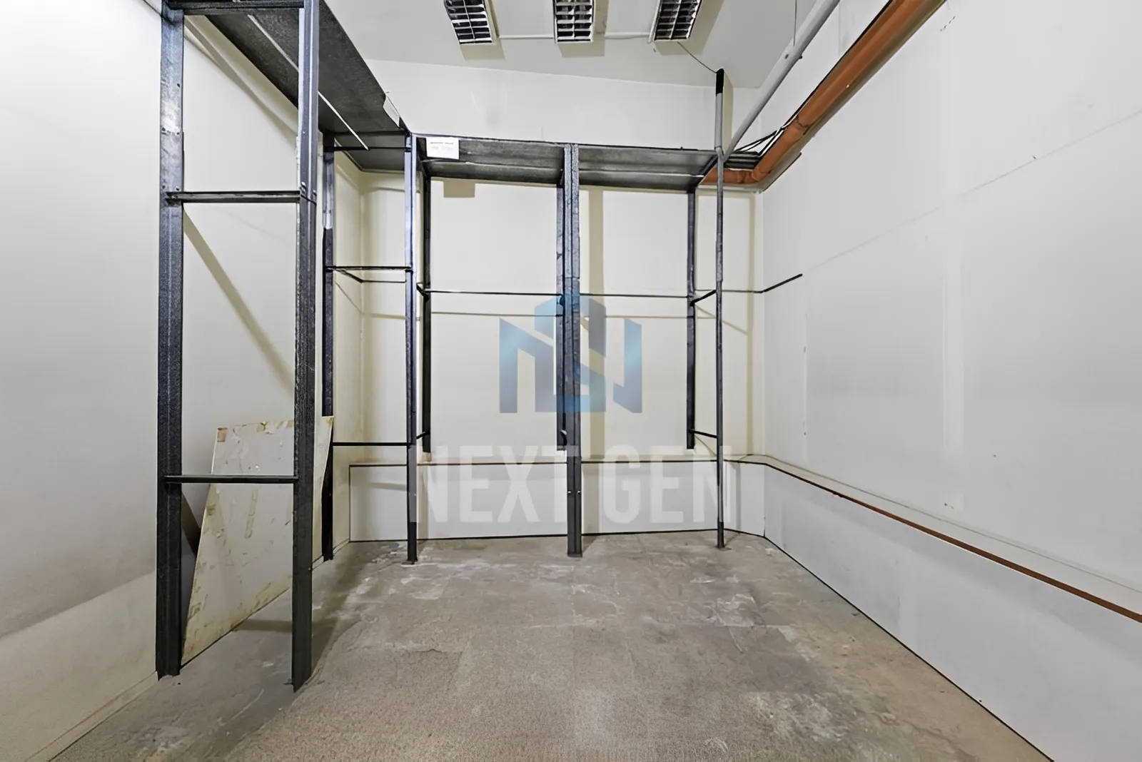 Shop for Rent in Downtown