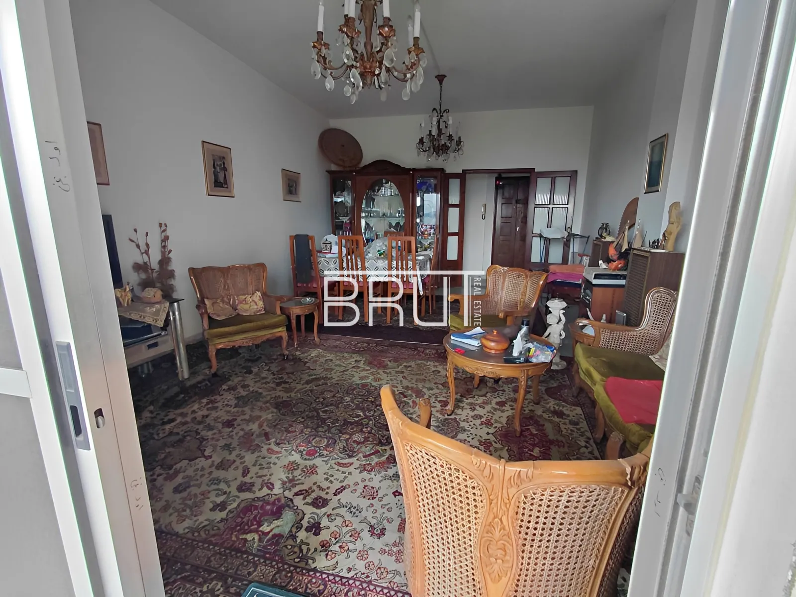 Apartment for Sale in Ballouneh