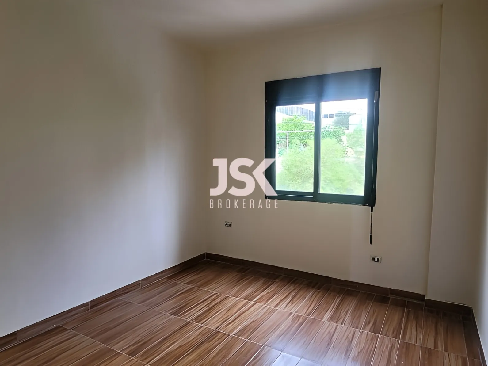 Duplex for Sale in Nahr Ibrahim