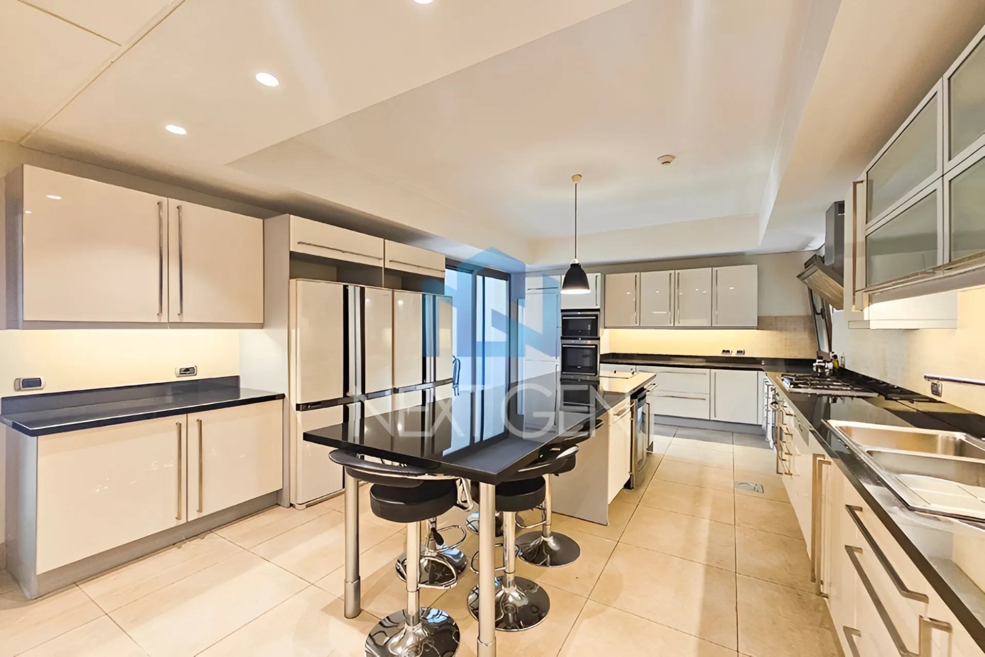 Apartment for rent in Clemenceau, Bayrut, Lebanon