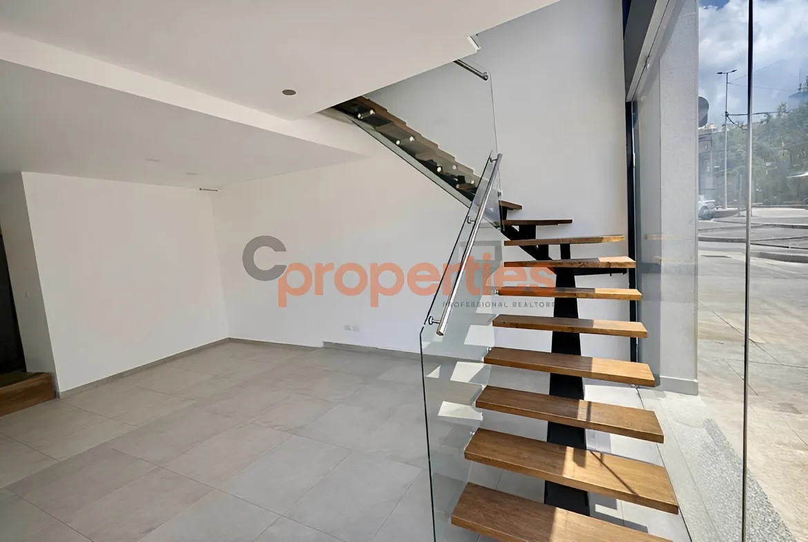 Shop for Rent in Achrafieh