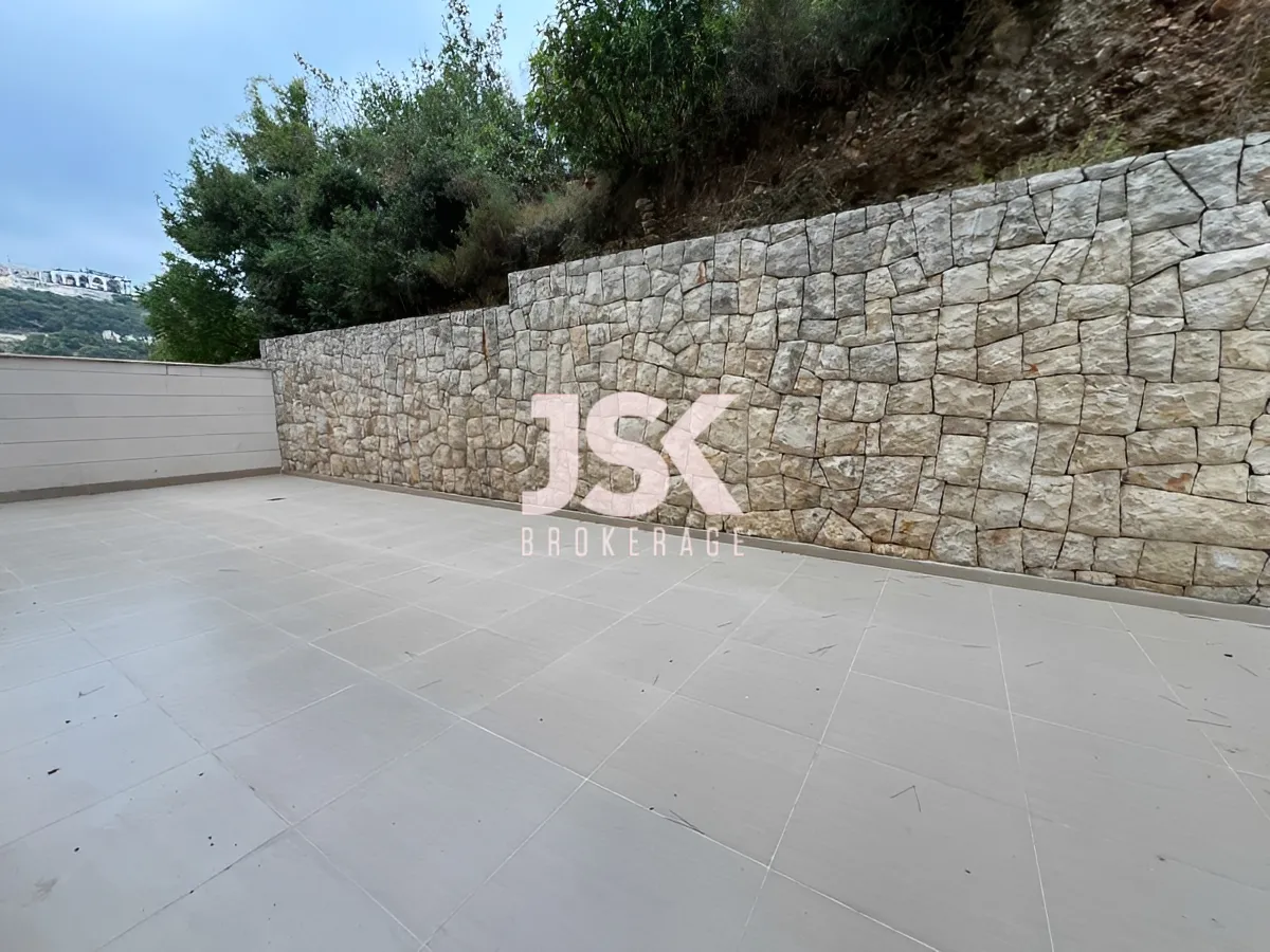 Apartment for Sale in Kfar Hbab, Lebanon