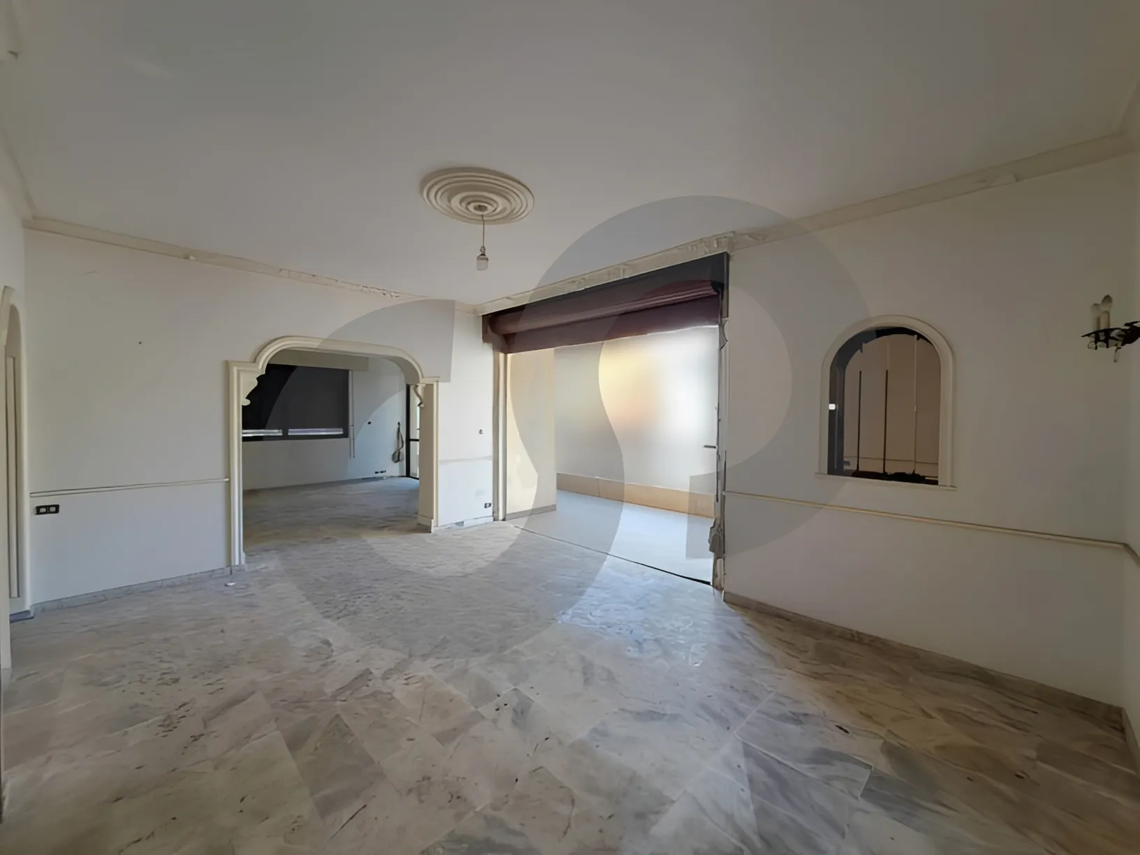 Apartment for Sale in Ramlet el Bayda - 4 bed, 3 bath