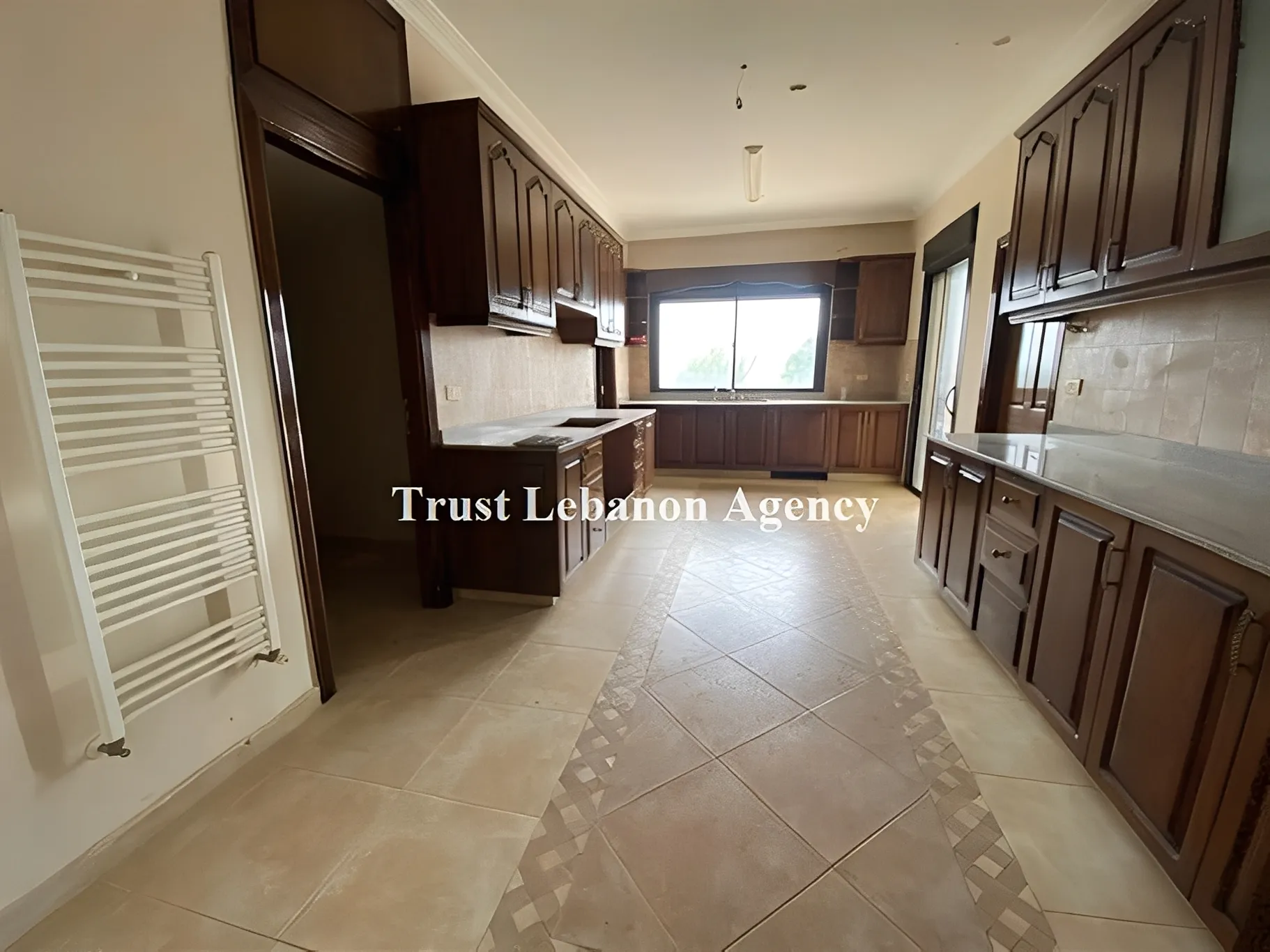 Apartment for Rent in Metn Dahr Al Sowan Lebanon - 2 bed, 5 bath