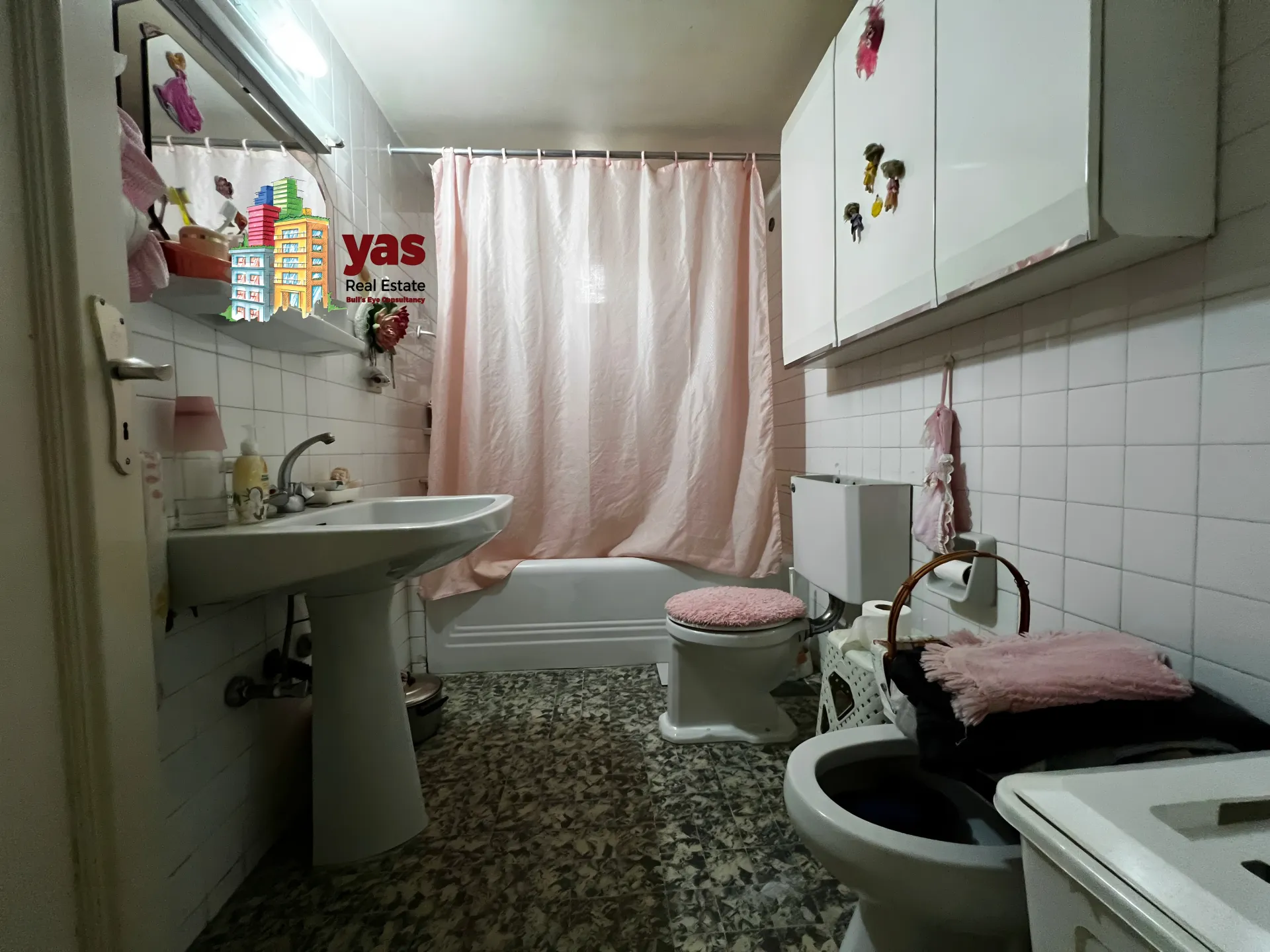 Apartment for Rent in Ain El Rihaneh