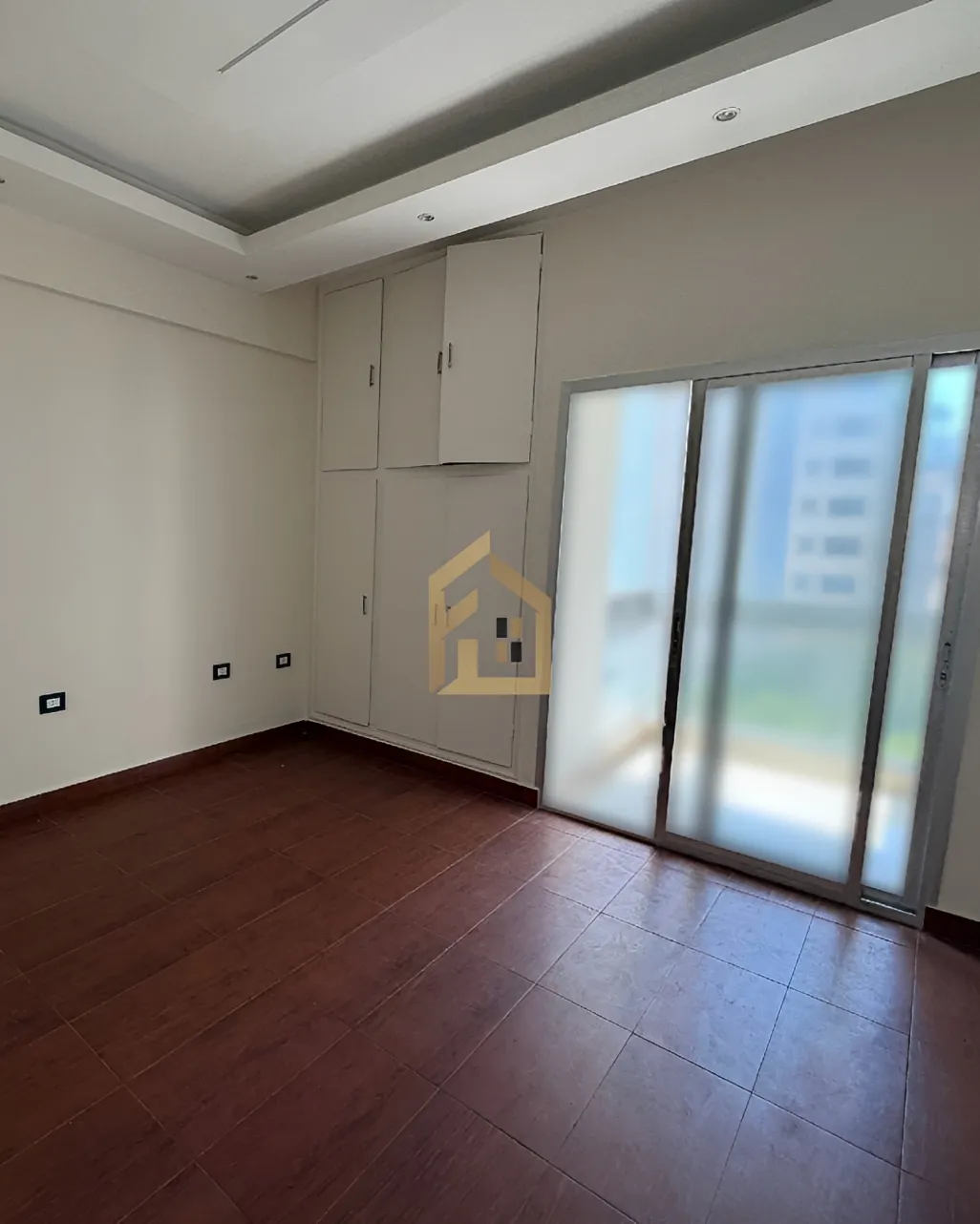 Apartment for rent in Raoucheh, Beirut, Lebanon - 3 bed, 2 bath