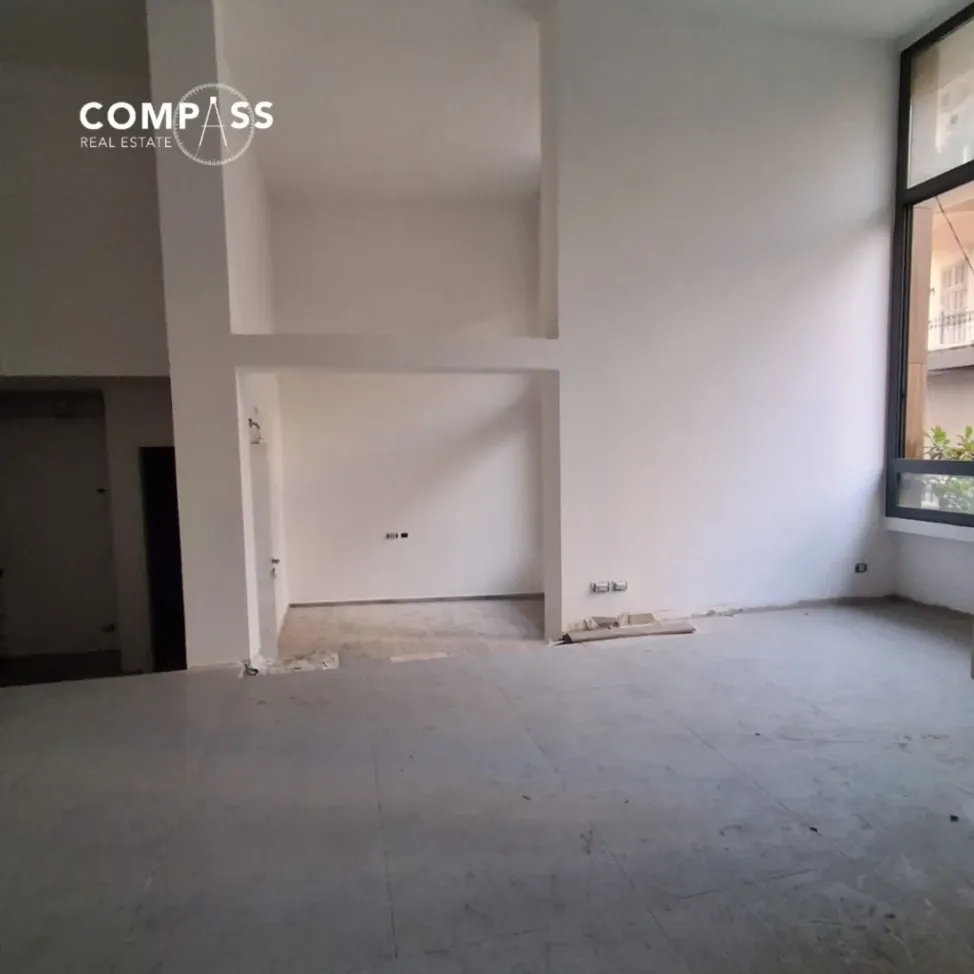 Apartment for sale in Achrafieh, Beirut, Lebanon - 1 bed, 1 bath