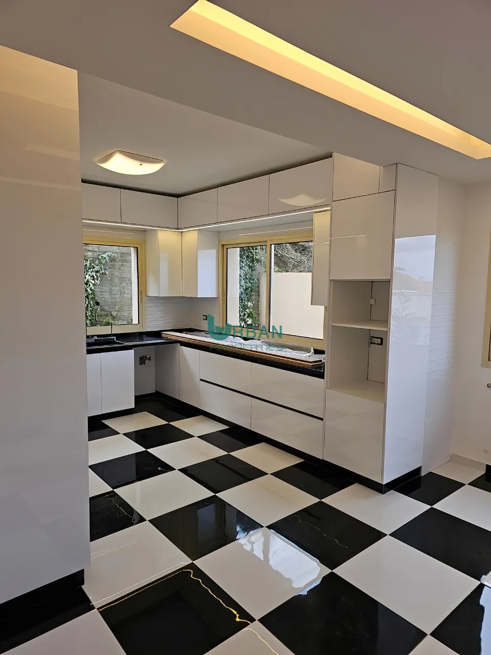 Triplex for sale in Qoubbei, lebanon