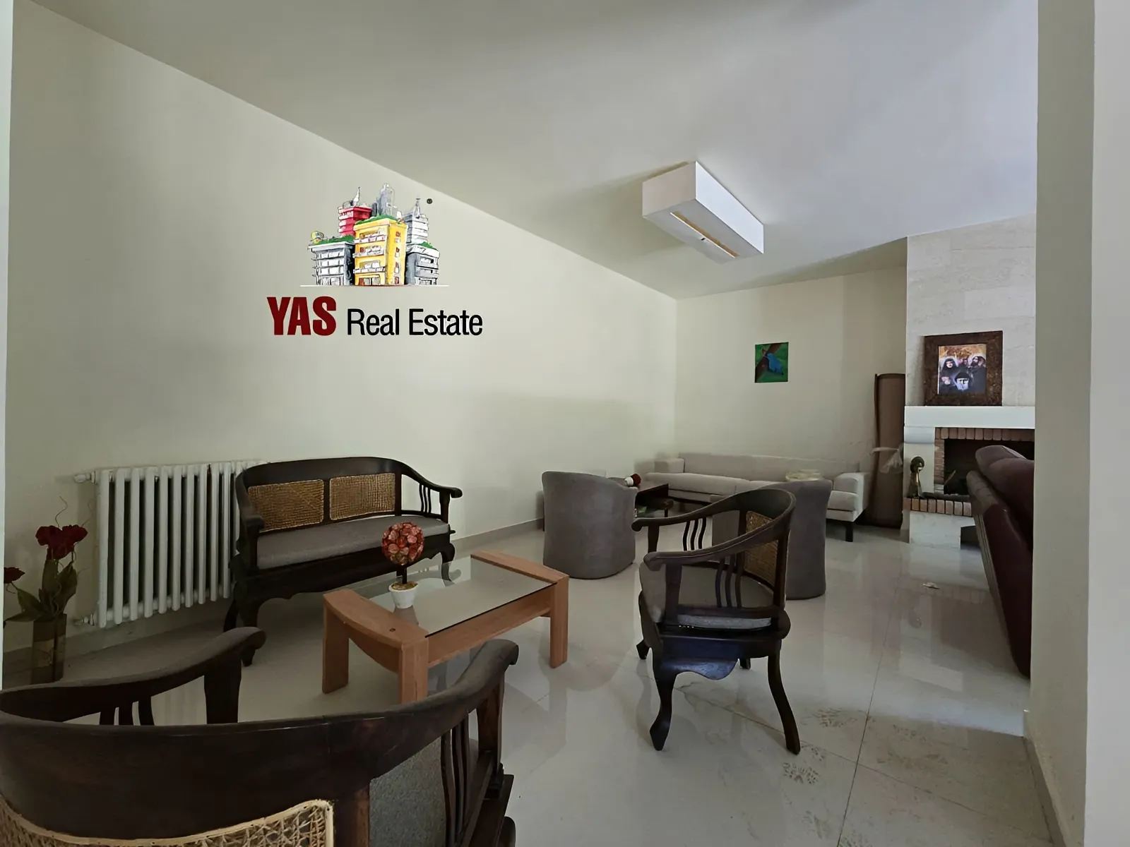 Villa for Sale in Kfardebian