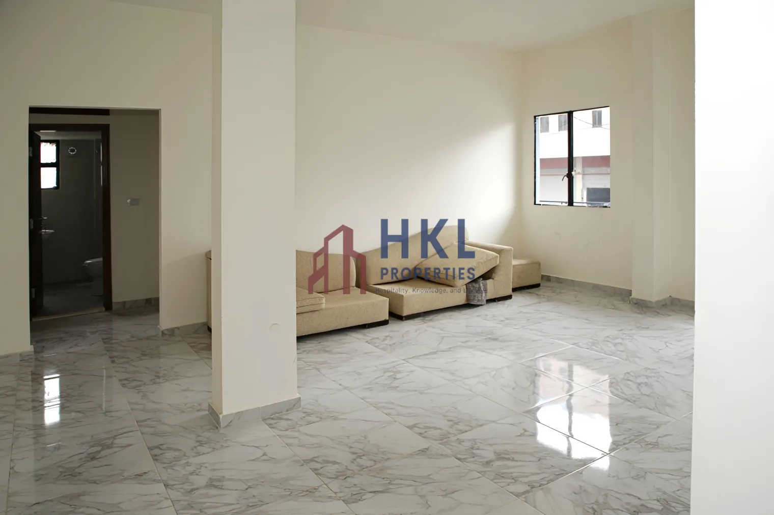 Office for rent in Sin El Fil