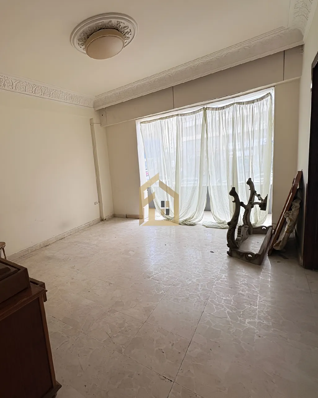 Apartment for sale in Corniche el Mazraa, Beirut, Lebanon