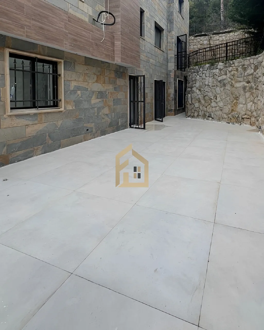 Apartment for sale in Baabdat, Lebanon